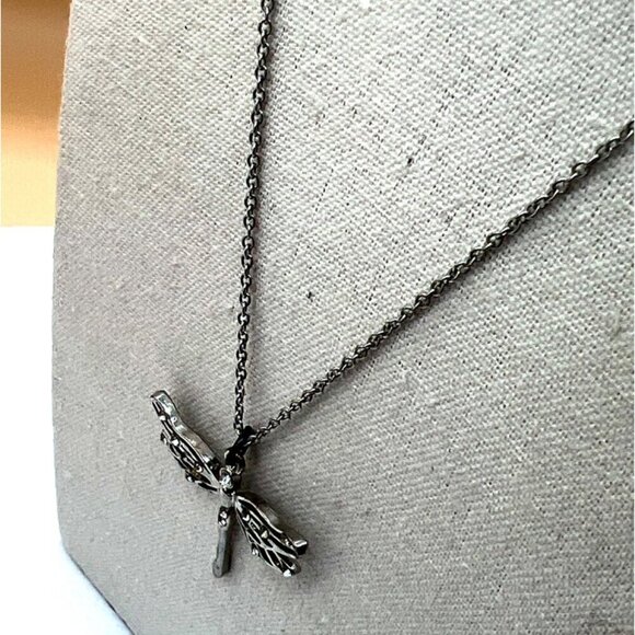 Silver Tone Dragonfly Pendant Necklace With Rhinestones    M75 - Picture 6 of 8